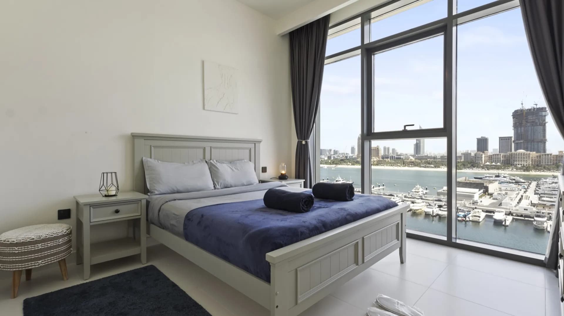 One Royal Real Estate Dubai office